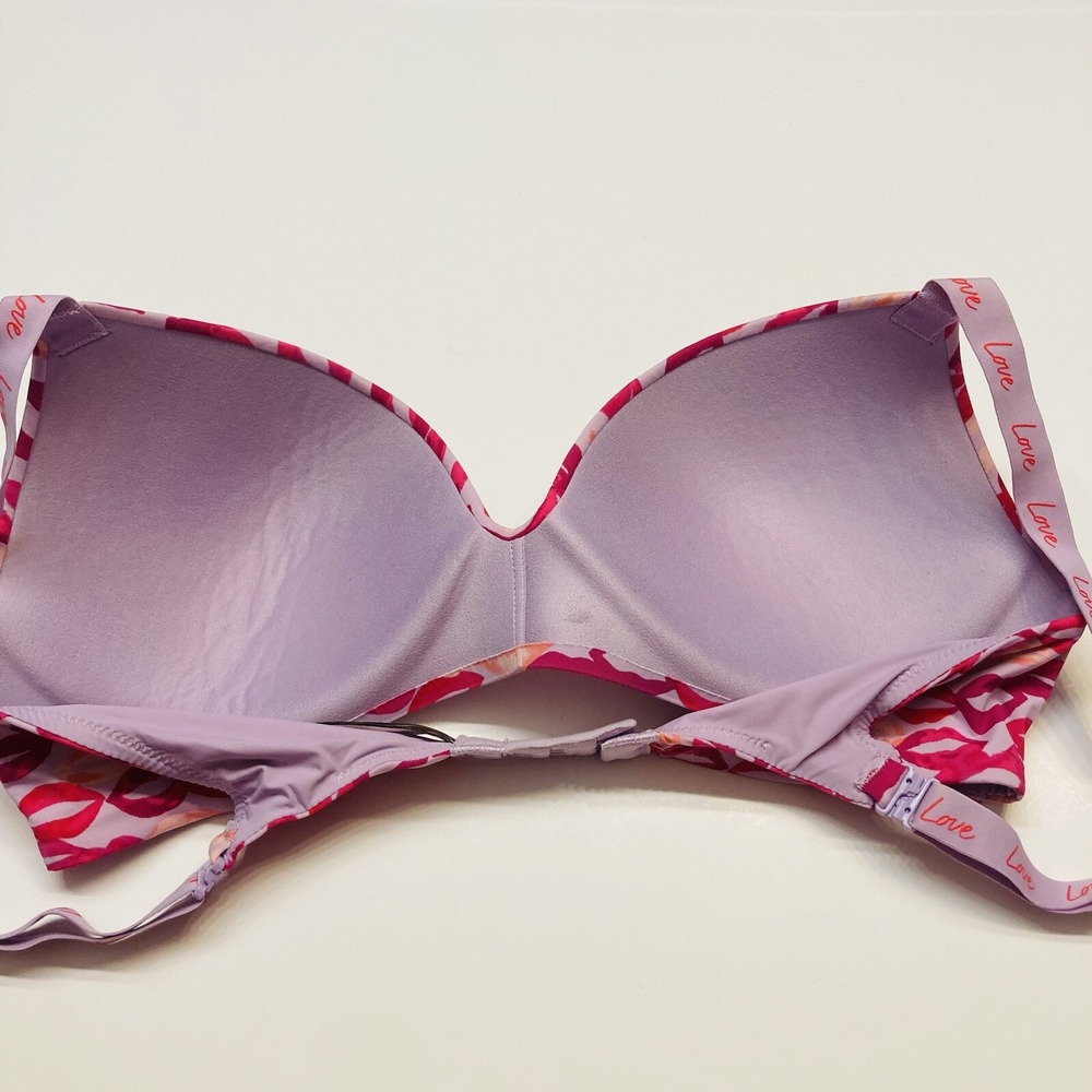 Victoria's Secret Wireless Bra Women 34C Purple Red Lip Print Love Strap T-Shirt - Picture 8 of 10